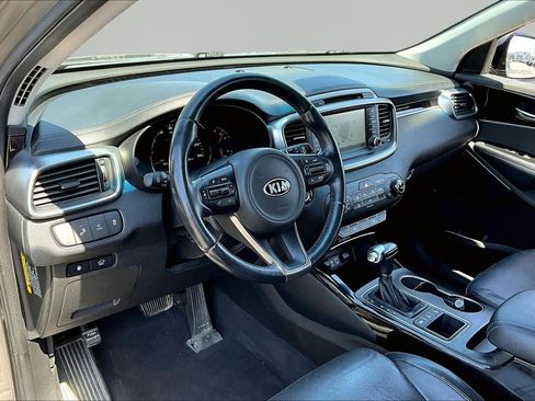 Used 2018 Kia Sorento SX AWD/4WD image 17