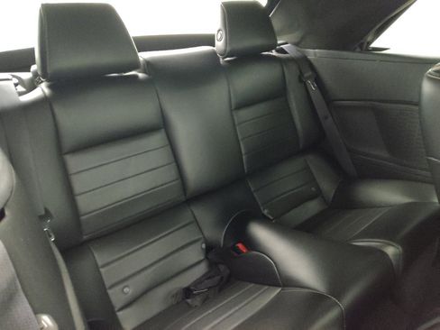 Used 2014 Ford Mustang Premium RWD image 19