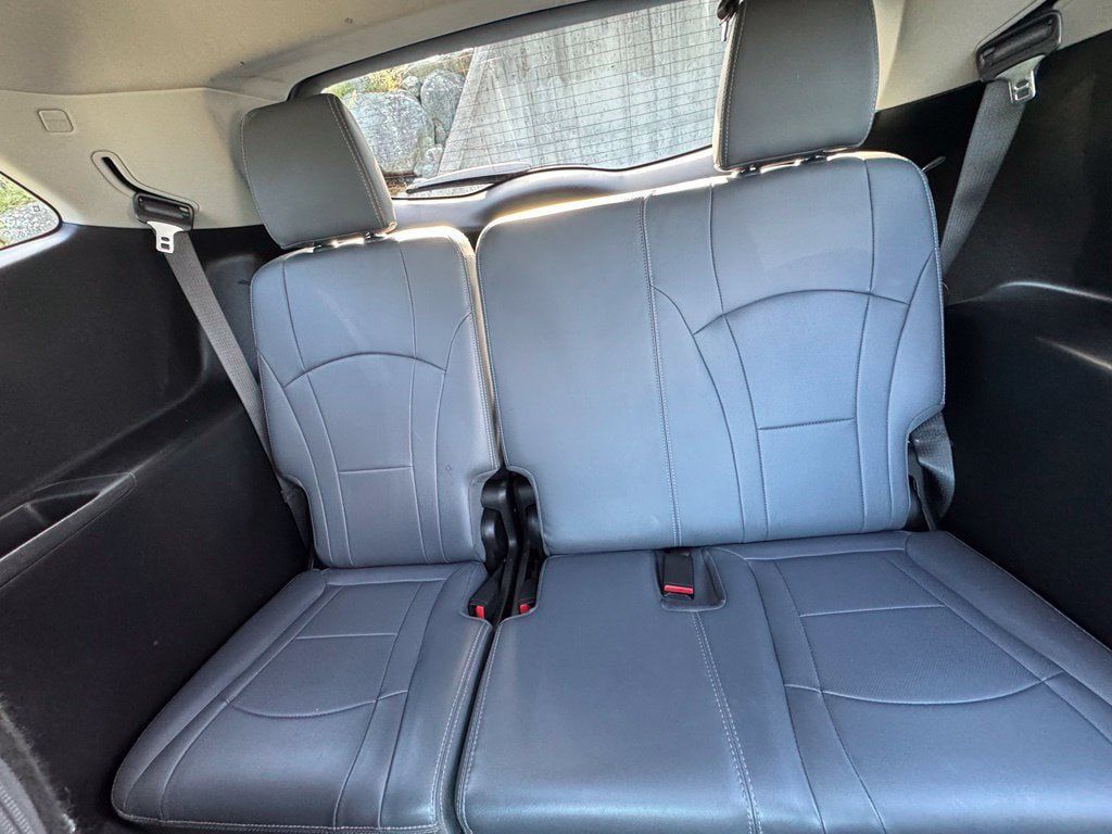 Used 2020 Buick Enclave Essence AWD/4WD image 21