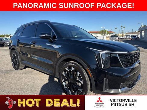 Used 2025 Kia Sorento EX w/ Panoramic Sunroof Package FWD image 1
