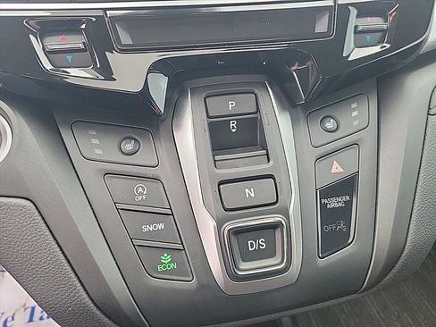 Used 2025 Honda Odyssey EX-L image 13