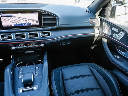 Used 2025 Mercedes-Benz GLE 53 AMG 4MATIC Coupe image 15
