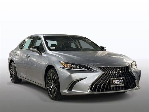 New 2025 Lexus ES 300h w/ Premium Package image 8