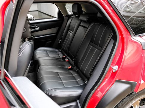 Used 2023 Land Rover Range Rover Velar R-Dynamic S image 40