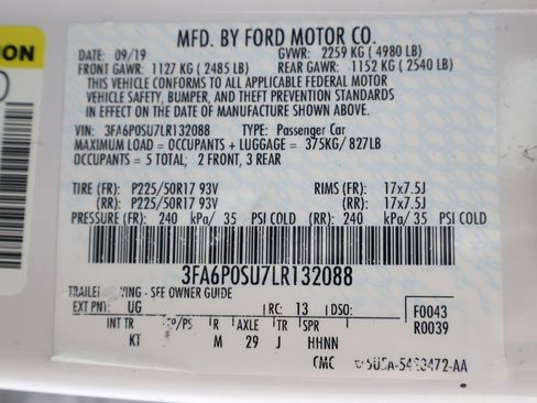 Used 2020 Ford Fusion Energi Titanium image 59