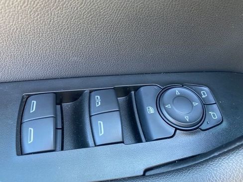 Used 2021 Chevrolet Blazer LT w/ LPO, Floor Liner Package FWD image 18