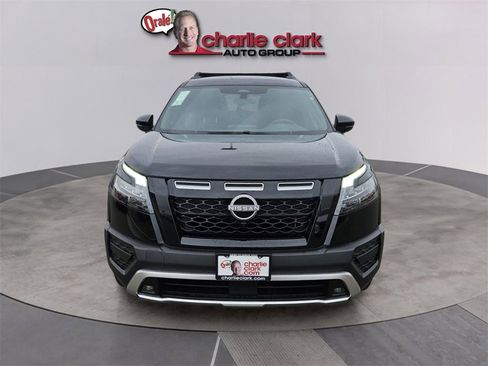 New 2025 Nissan Pathfinder Rock Creek image 9