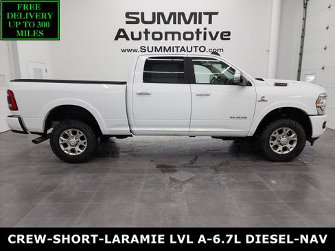 Used 2022 RAM 2500 Laramie image 1