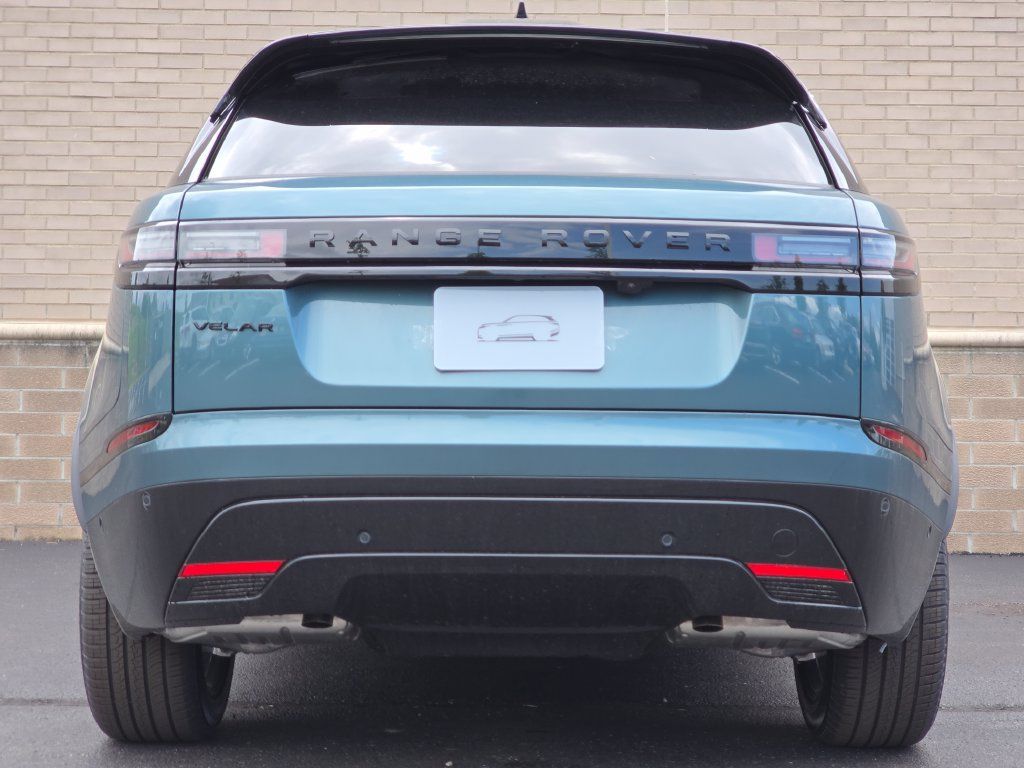 New 2026 Land Rover Range Rover Velar Dynamic SE AWD/4WD image 35