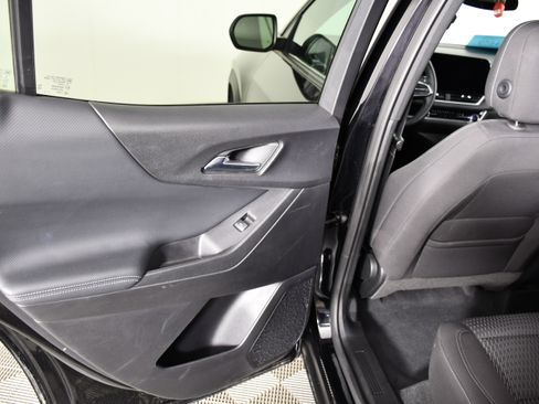 Used 2025 Chevrolet Equinox LT AWD/4WD image 47
