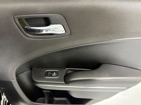 Used 2012 Dodge Charger SE image 15