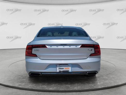 Used 2017 Volvo S90 T6 Momentum w/ Climate Package AWD/4WD image 6