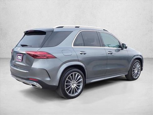 Used 2025 Mercedes-Benz GLE 350 4MATIC w/ AMG Line Exterior image 4