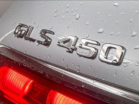 New 2026 Mercedes-Benz GLS 450 4MATIC image 7
