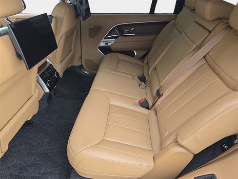 Certified 2023 Land Rover Range Rover Long Wheelbase Autobiography image 16