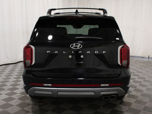 Used 2023 Hyundai Palisade Limited FWD image 36