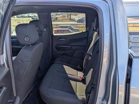 New 2026 Chevrolet Colorado LT image 9