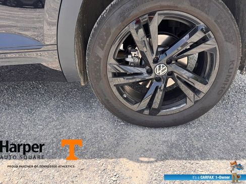 Used 2025 Volkswagen Atlas Cross Sport SEL R-Line AWD/4WD image 20