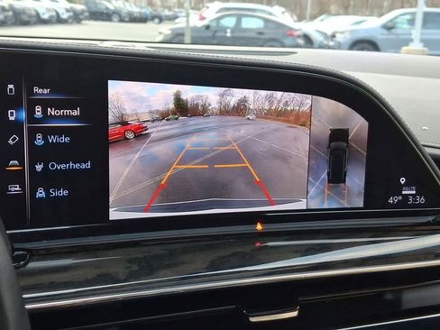 Used 2024 Cadillac Escalade Premium Luxury image 21