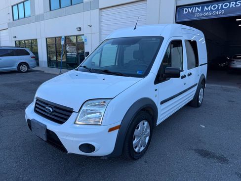 Used 2010 Ford Transit Connect XLT image 5