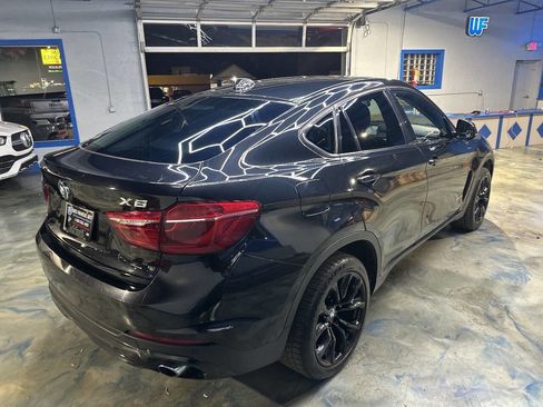 Used 2017 BMW X6 xDrive35i image 10