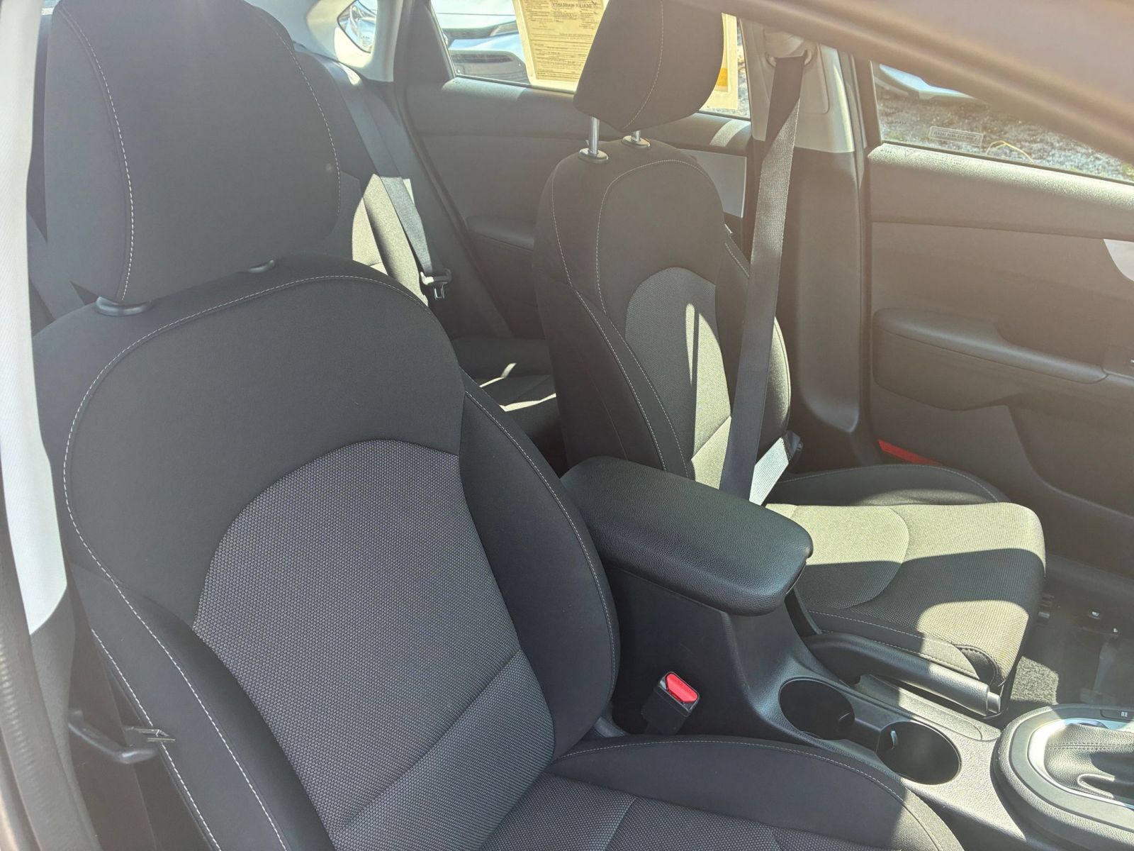 Used 2024 Kia Forte LXS FWD image 30