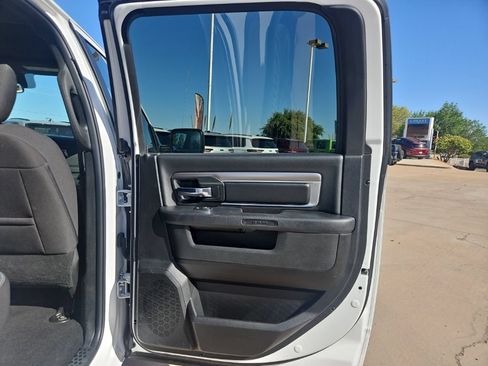 Used 2024 RAM 1500 Warlock RWD image 16