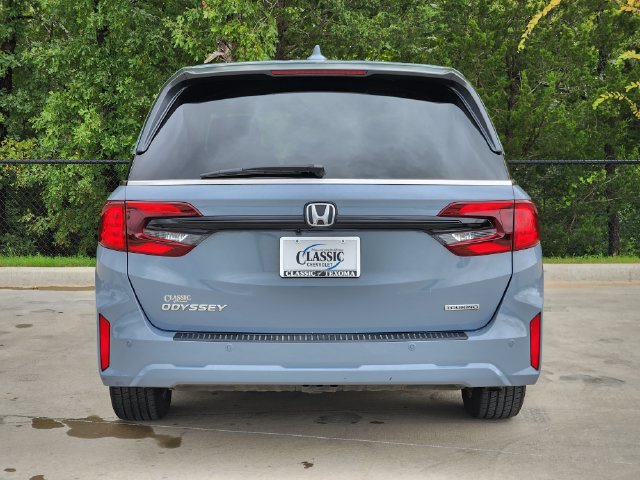 Used 2025 Honda Odyssey Touring image 7
