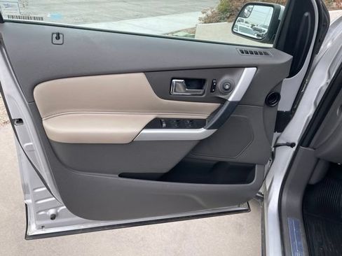 Used 2014 Ford Edge Limited AWD/4WD image 13