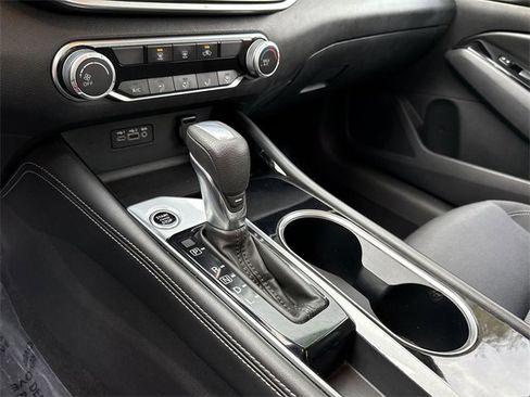 Used 2023 Nissan Altima 2.5 SV image 23