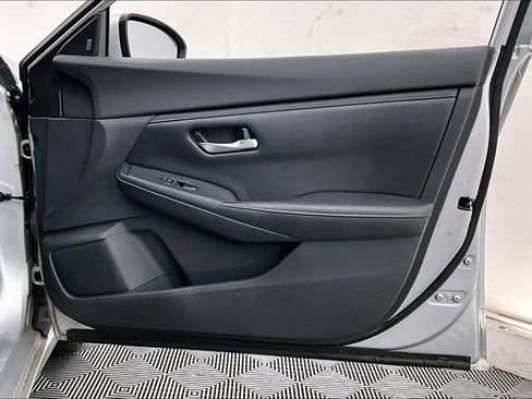 Used 2021 Nissan Sentra SV image 25