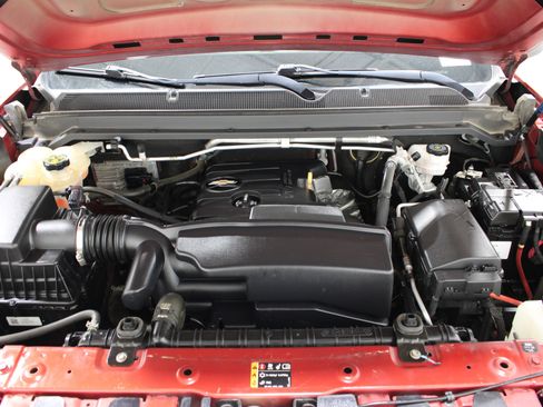Used 2021 Chevrolet Colorado W/T RWD image 37