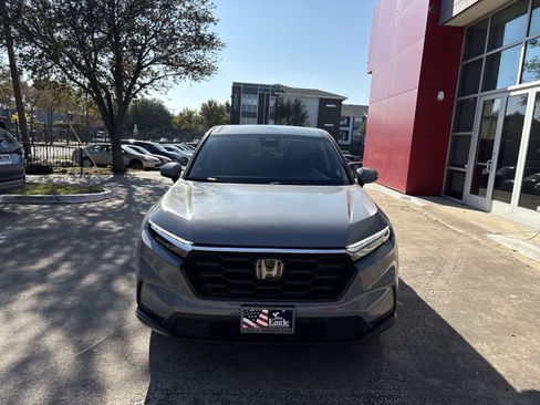 Used 2025 Honda CR-V LX image 6
