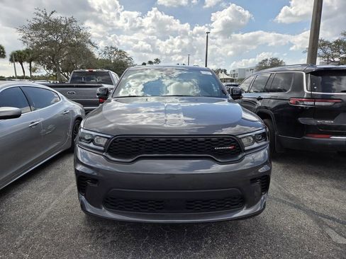 Used 2024 Dodge Durango GT image 2