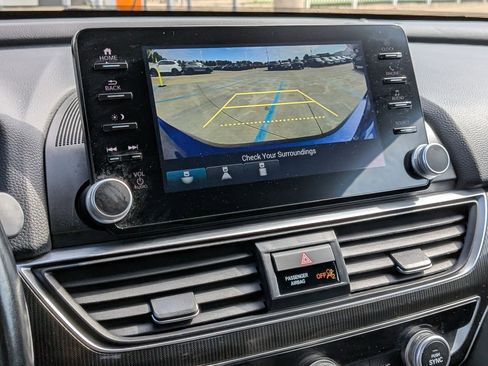 Certified 2022 Honda Accord Sport image 19
