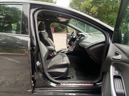 Used 2013 Ford Focus ST FWD image 53