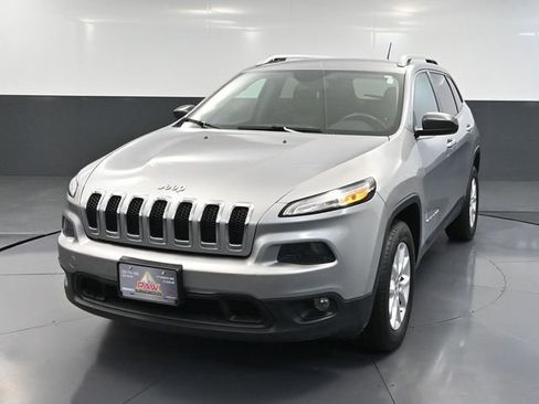 Used 2014 Jeep Cherokee Latitude image 10