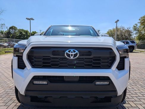 New 2025 Toyota Tacoma TRD Off-Road image 2