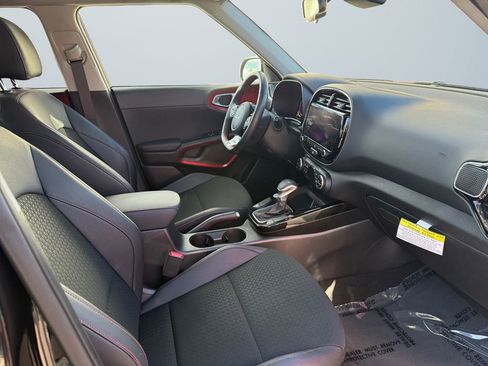 Used 2025 Kia Soul GT-Line image 15