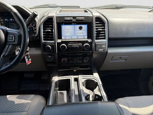 Used 2016 Ford F150 XLT w/ Equipment Group 302A Luxury AWD/4WD image 31