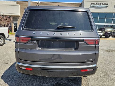 Used 2024 Jeep Wagoneer Series II image 4