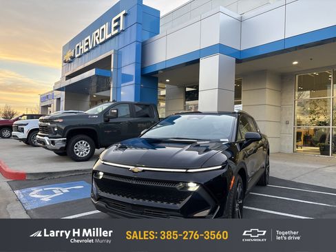 New 2026 Chevrolet Equinox EV LT image 1