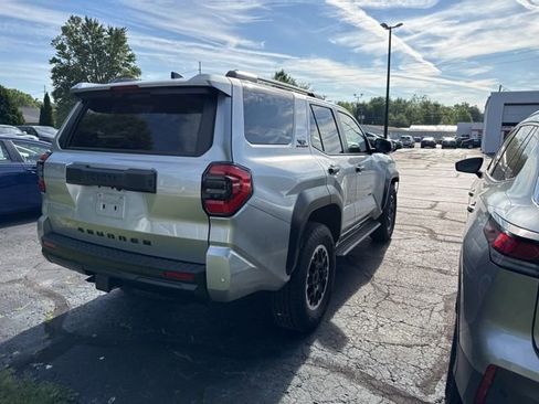 Used 2025 Toyota 4Runner TRD Off-Road AWD/4WD image 7