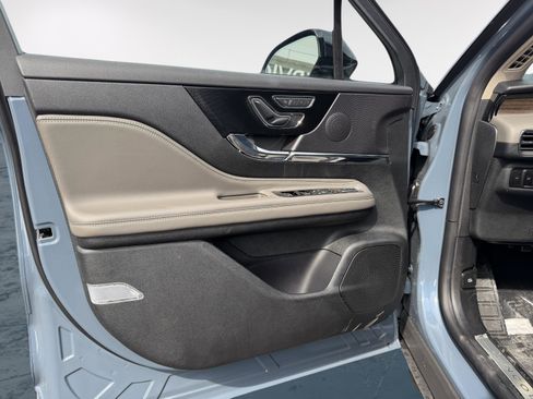 New 2026 Lincoln Corsair Reserve AWD/4WD image 10