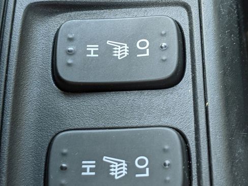 Used 2016 Honda CR-V EX image 25