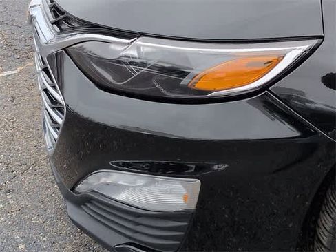 Used 2024 Chevrolet Malibu LT image 11