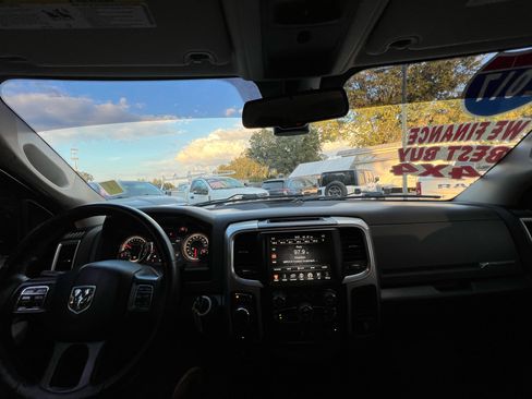 Used 2017 RAM 1500 Big Horn image 13