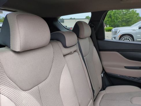 Used 2019 Hyundai Santa Fe SE FWD image 23