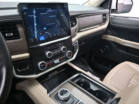 Certified 2024 Ford Expedition Max Limited image 23