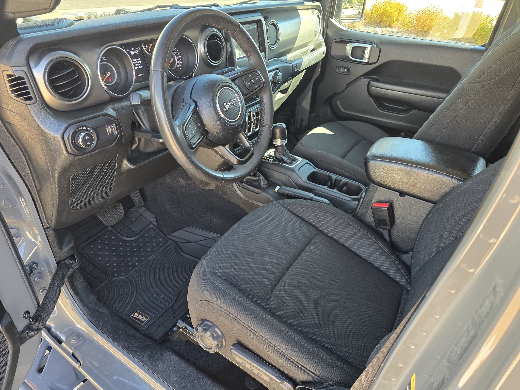 Used 2023 Jeep Gladiator Sport AWD/4WD image 27